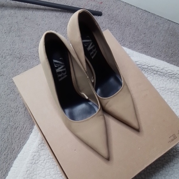 Zara Shoes - Zara women's high heels
